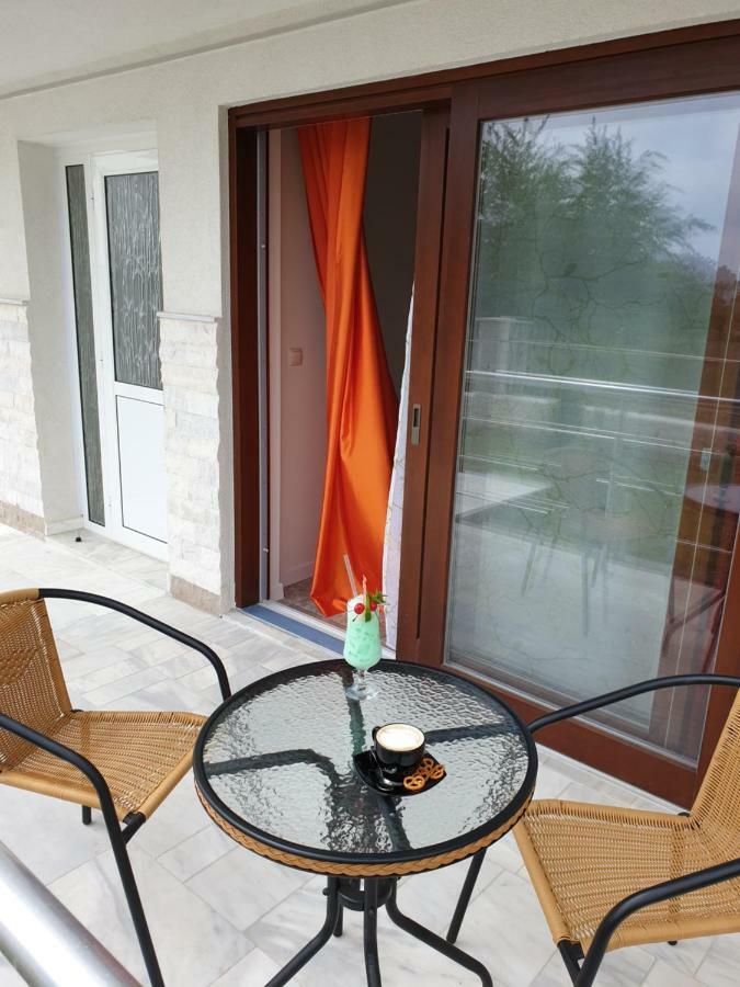 Emerald Hills Aparthotel Szozopol Kültér fotó